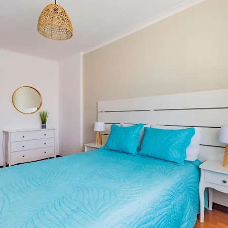 Mira-ria - Em Bairro Calmo E Aveiro