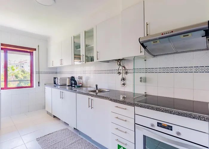 Mira-ria - Em Bairro Calmo E דירה