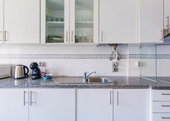 Mira-ria - Em Bairro Calmo E アパート